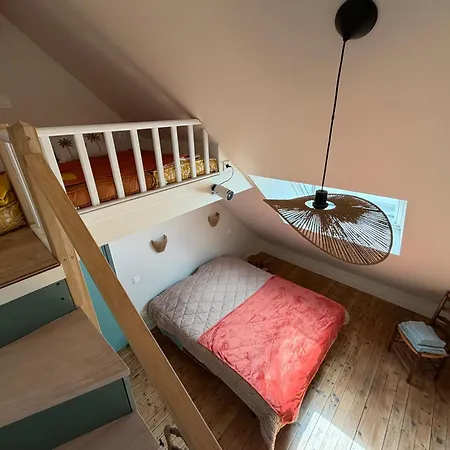 Le Perchoir Du Vieux Puits Мерлимон